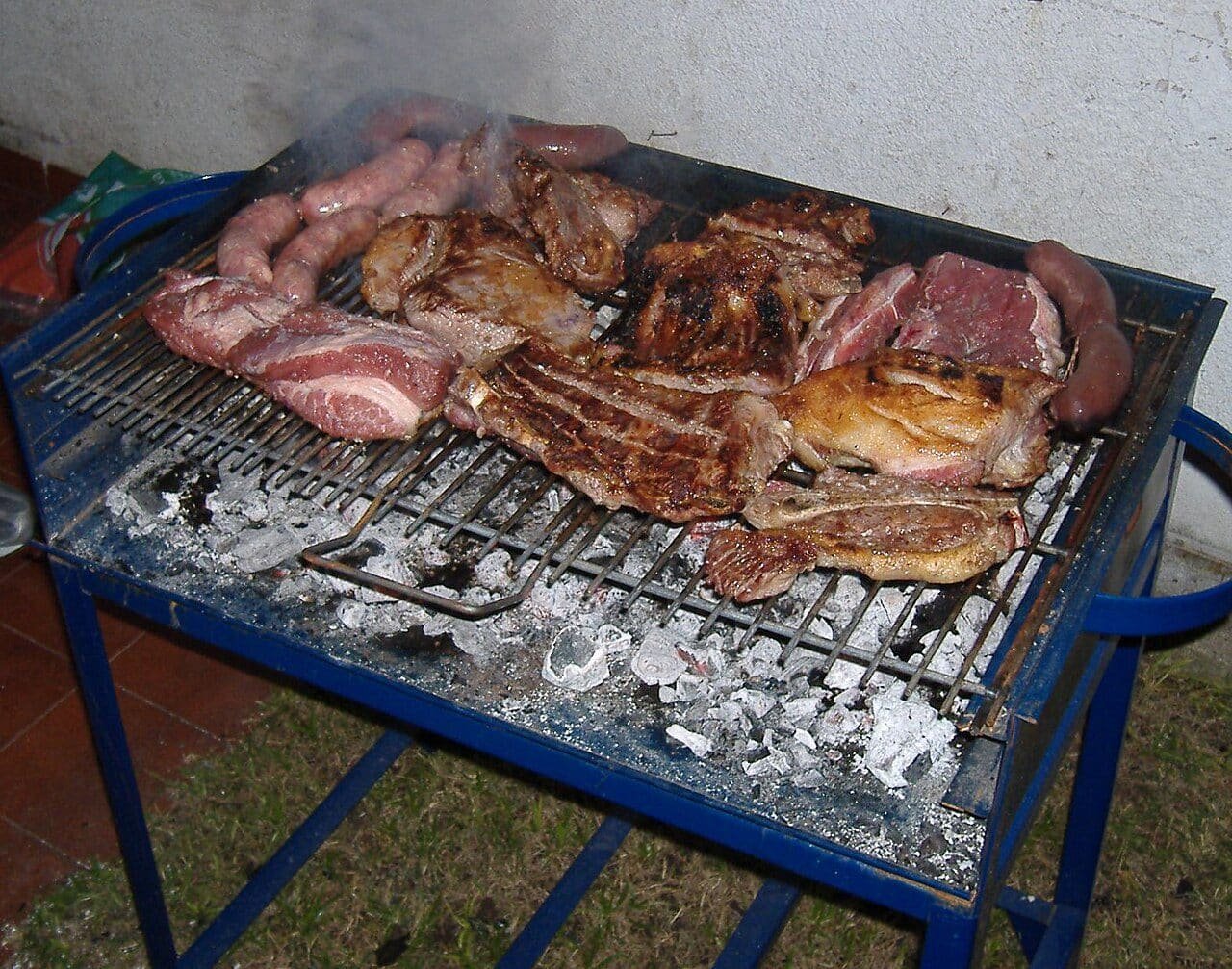 Asado en finca grupo familiar Pereira Eje Cafetero Colombia