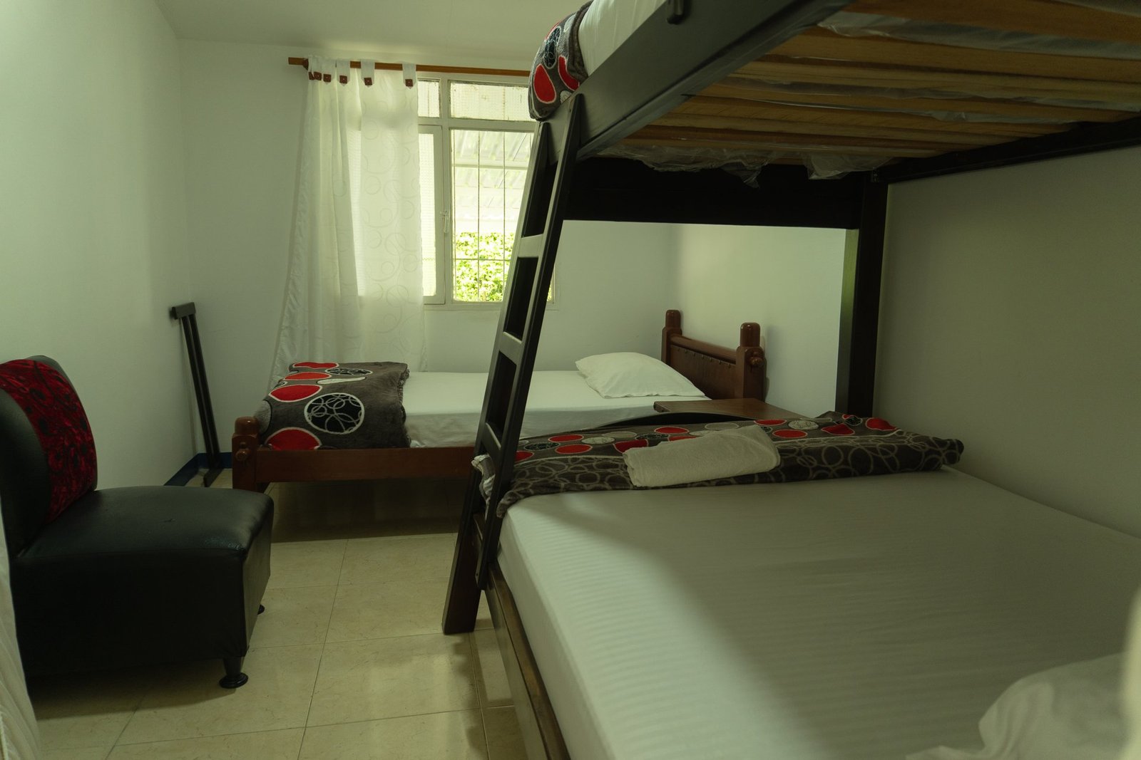 Habitaciones Finca El Tesoro Escondido Pereira alquiler finca Eje Cafetero